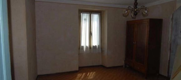 Casa de 10 habitaciónes en Castellino Tanaro, Italy No. 112275 7