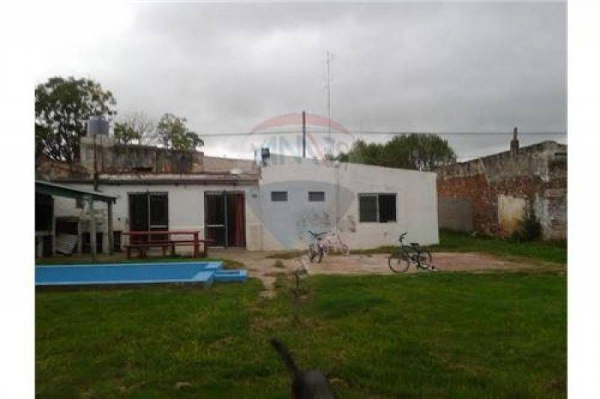 Casa T3 em San Antonio de Areco, Argentina N.º 14970