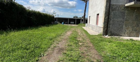 4 bedrooms Apartment in Robecco sul Naviglio, Italy No. 357772 2