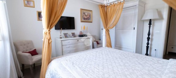 3 bedrooms Apartment in Prato, Italy No. 319373 20