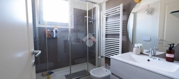 3 bedrooms Apartment in Prato, Italy No. 319373 26