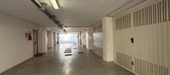 3 bedrooms Apartment in Prato, Italy No. 319373 29