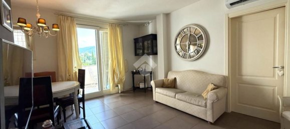 3 bedrooms Apartment in Prato, Italy No. 319373 14