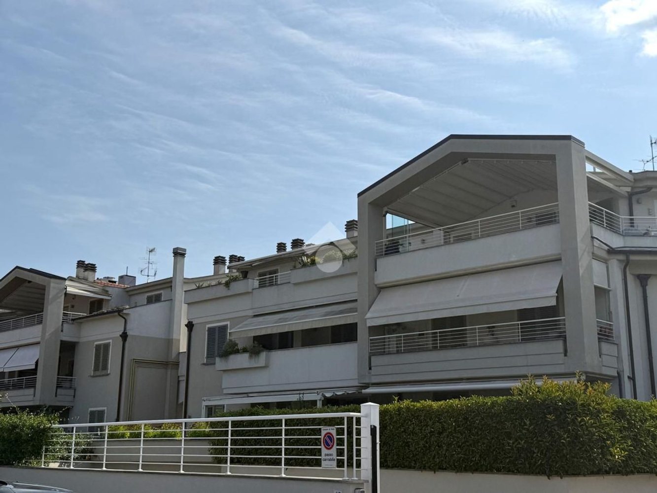 3 bedrooms Apartment in Prato, Italy No. 319373