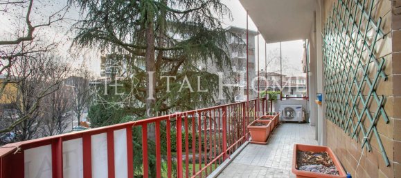 4 rooms Apartment in Bergamo, Italy No. 5512 21