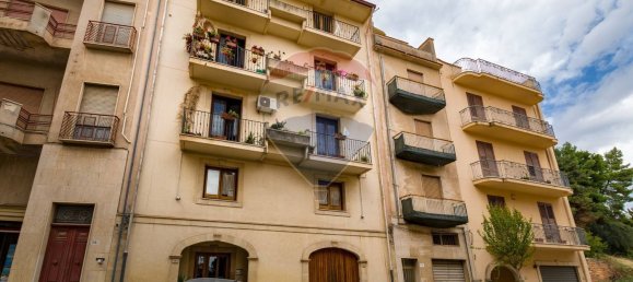 5غرفة شقة في Salemi, Italy رقم 88971 23