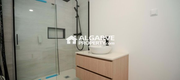 Пентхаус с 3 спальнями в Montenegro, Португалия № 110182 8