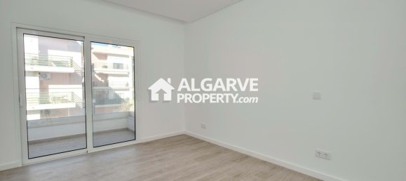 Пентхаус с 3 спальнями в Montenegro, Португалия № 110182 12