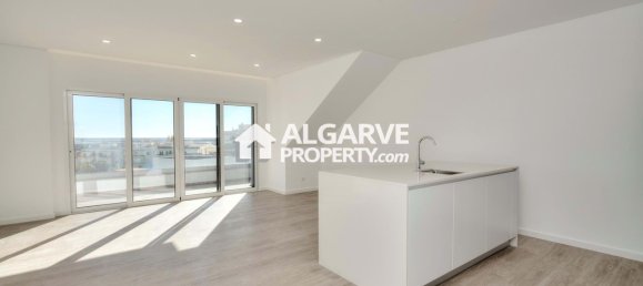 Пентхаус с 3 спальнями в Montenegro, Португалия № 110182 2