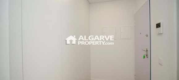 Пентхаус с 3 спальнями в Montenegro, Португалия № 110182 14