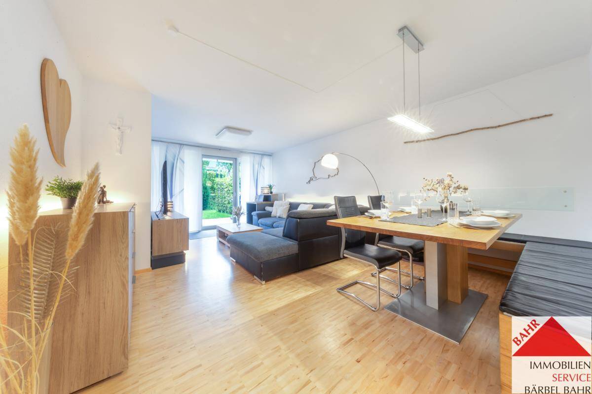 Квартира с 3 комнатами в Boblingen, Германия № 306833