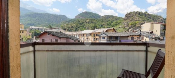 4 rooms Apartment in Susa, Italy No. 174619 9