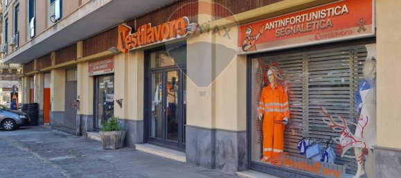  عقار تجاري في Catania, Italy 90متر مربع رقم 304357 3