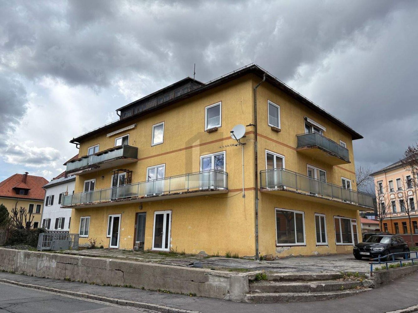 Bâtiment à Villach, Austria 1600m² No. 198403
