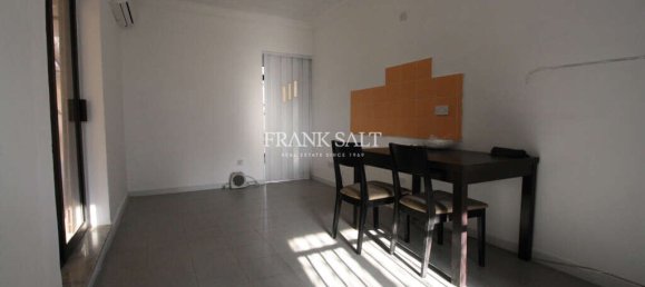 Casa de 4 dormitorios en Saint Paul's Bay, Malta No. 10768 8