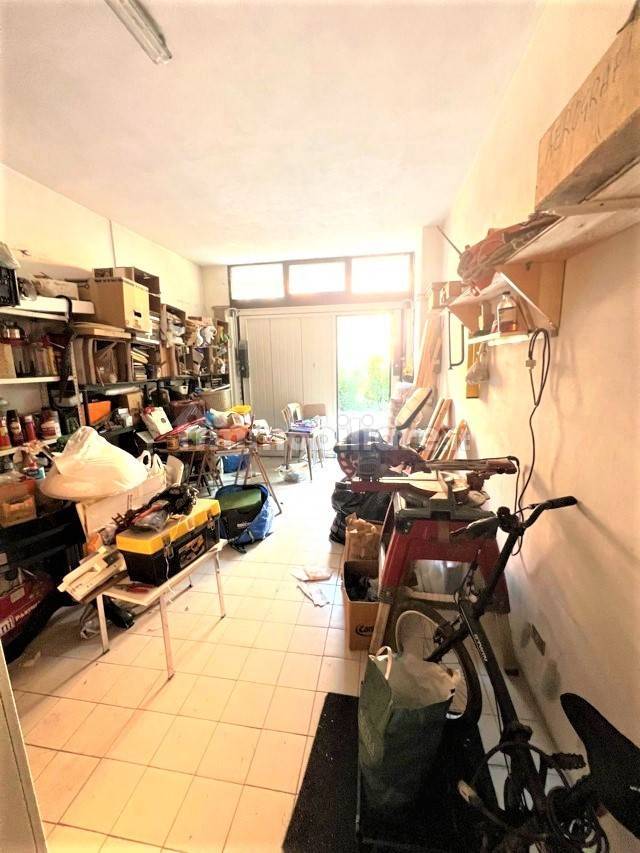 30m² Garage in Santarcangelo di Romagna, Italy No. 373387