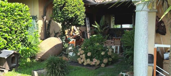 4-salle Villa à Arizzano, Italy No. 281165 9