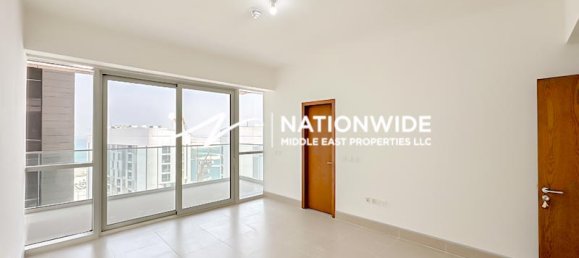 3 bedrooms Apartment in Abu Dhabi, UAE No. 108075 12