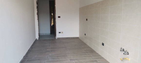 5-Zimmer Wohnung in Avellino, Italy, Nr. 303588 7