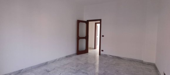 5-Zimmer Wohnung in Avellino, Italy, Nr. 303588 5