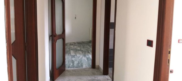 5-Zimmer Wohnung in Avellino, Italy, Nr. 303588 6