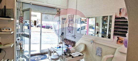 1-salle Propriété commerciale à Cagliari, Italy No. 346111 8