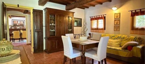 5 غرف نوم فيلا في San Possidonio, Italy رقم 59999 42