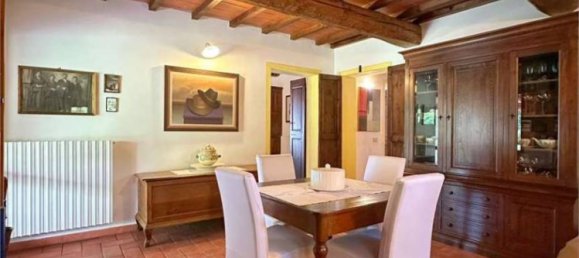 5 غرف نوم فيلا في San Possidonio, Italy رقم 59999 38