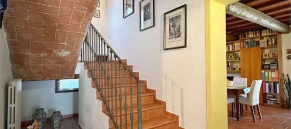 5 غرف نوم فيلا في San Possidonio, Italy رقم 59999 45