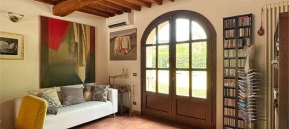 5 غرف نوم فيلا في San Possidonio, Italy رقم 59999 49