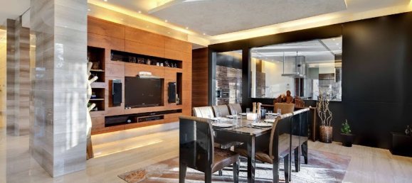 Villa de 5 dormitorios en Dubai, UAE No. 7030 2