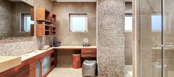 Villa de 5 dormitorios en Dubai, UAE No. 7030 4