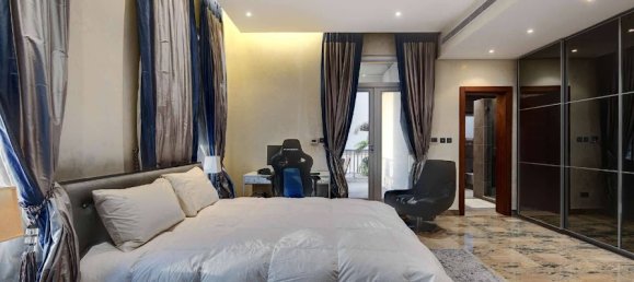 Villa de 5 dormitorios en Dubai, UAE No. 7030 12