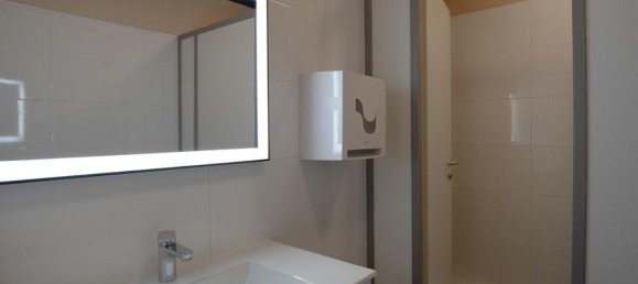 382m² Commercial property in Monchengladbach, Germany No. 243796 8