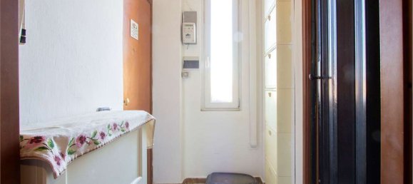 2-Zimmer Wohnung in Monza, Italy, Nr. 238790 4