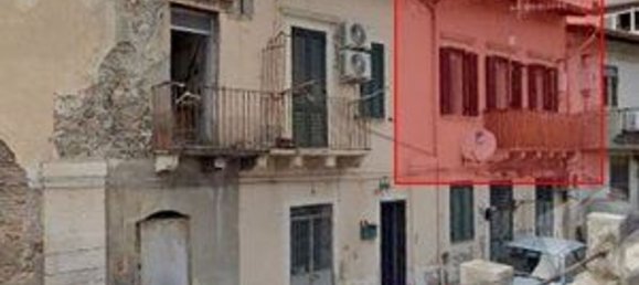 Duplex de 6 divisões em Messina, Italy N.º 37975 2