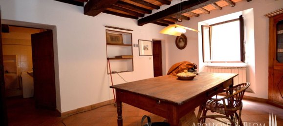 3 bedrooms Apartment in Montepulciano, Italy No. 52837 10