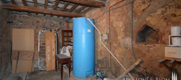 3 bedrooms Apartment in Montepulciano, Italy No. 52837 21