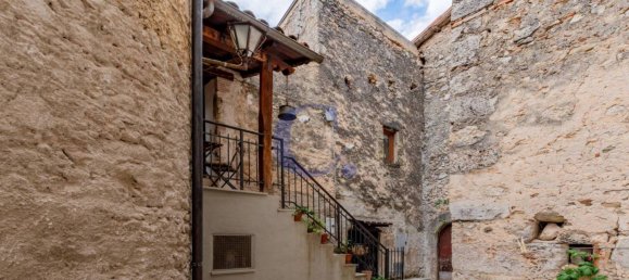 Casa T2 em Petrella Salto, Italy N.º 289804 2