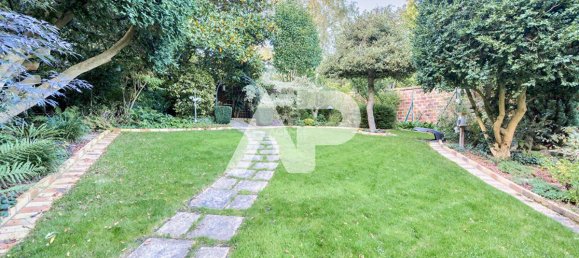 6 bedrooms House in Sevres, France No. 169258 13