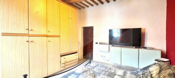 2 bedrooms House in Palaia, Italy No. 21966 11