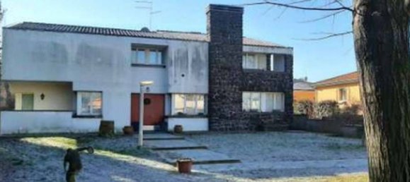 3 bedrooms Villa in San Bonifacio, Italy No. 320703 11