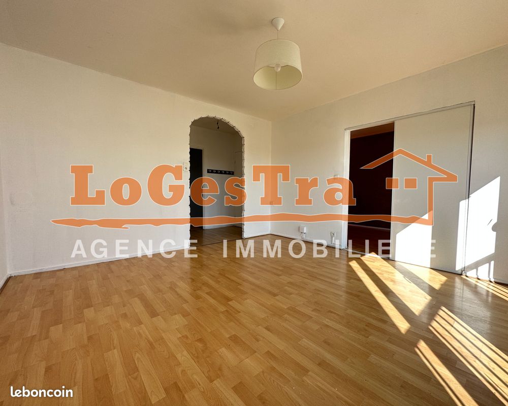 Apartamento de 2 dormitorios en Vittel, France No. 86967