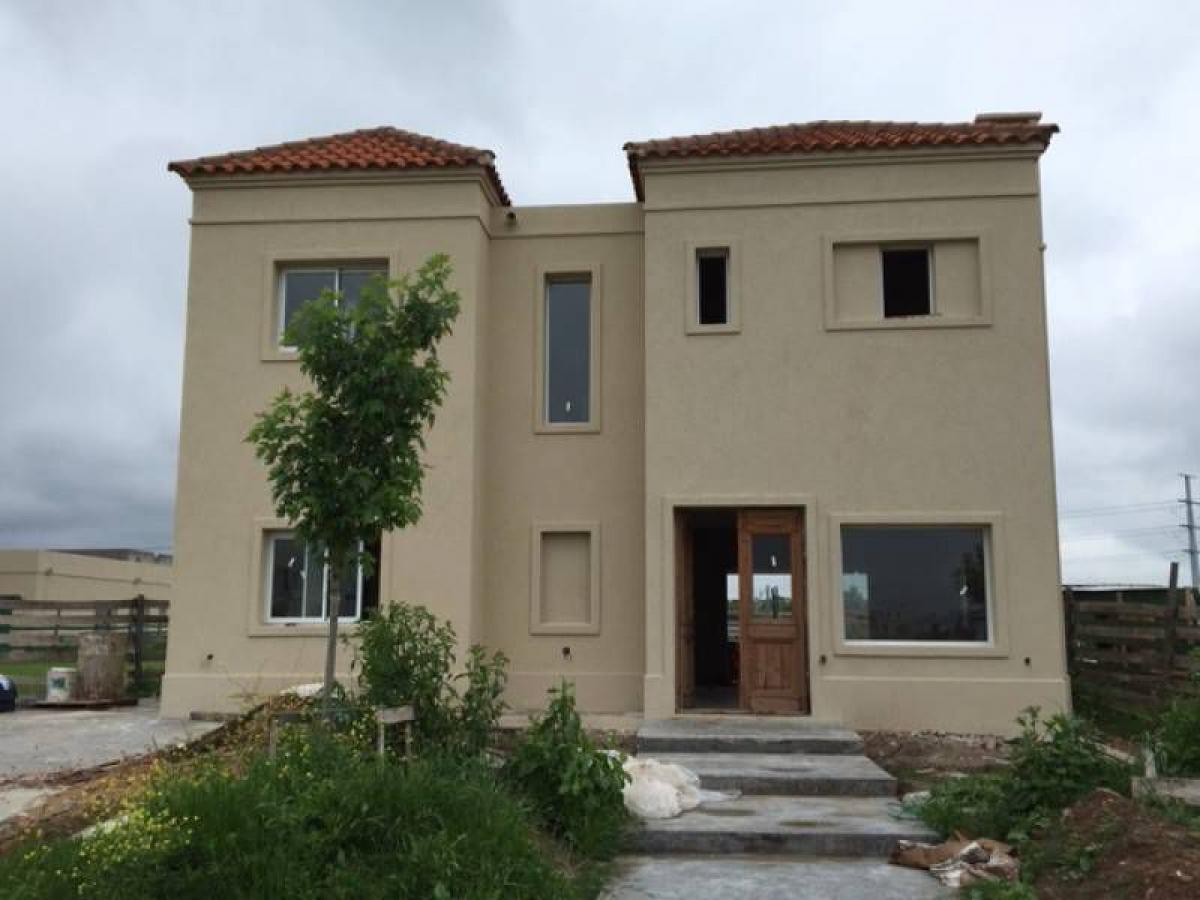 3 bedrooms House in Tigre, Argentina No. 62292