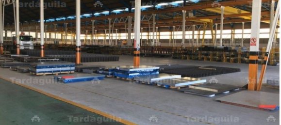 Entrepôt à Castellanos de Moriscos, Spain 12500m² No. 117401 12