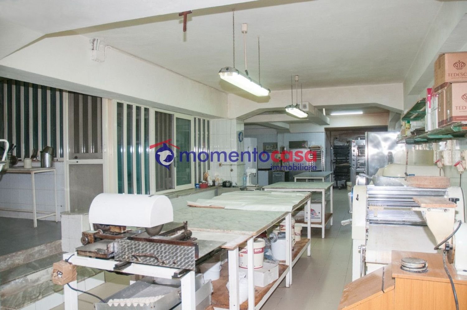 Gewerbliche Immobilie in Reggio Calabria, Italy 133m², Nr. 320273