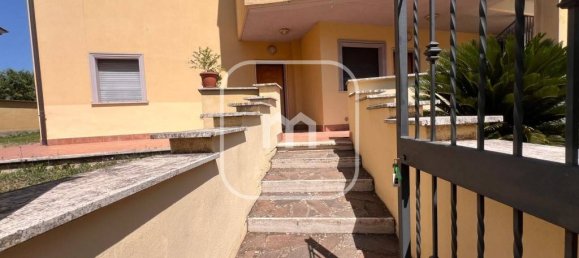 Apartamento de 1 dormitorio en Cave, Italy No. 292482 2