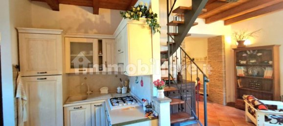 2 Schlafzimmer Wohnung in Ronciglione, Italy, Nr. 343791 4