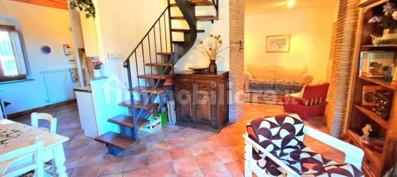 2 Schlafzimmer Wohnung in Ronciglione, Italy, Nr. 343791 6