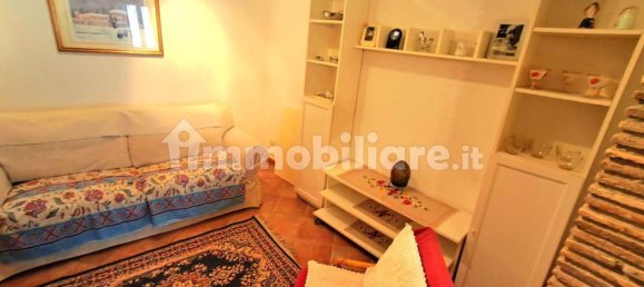 2 Schlafzimmer Wohnung in Ronciglione, Italy, Nr. 343791 9